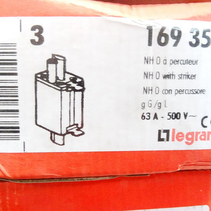 Legrand 16935 / NH0 with striker / Inhalt : 3 Stück / Neu OVP