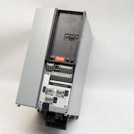 Danfoss VLT Automation Drive 131B0005 FC-302P5K5T5E20H1 Frequenzumrichter 5.5kW