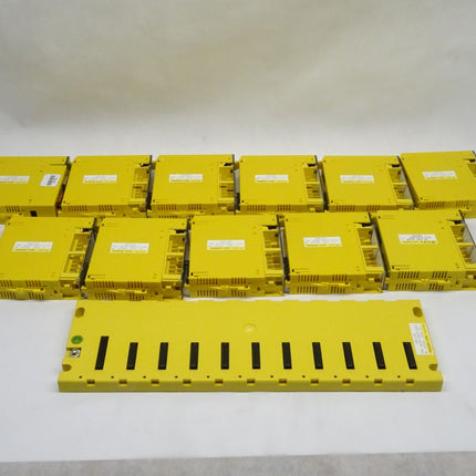 Fanuc Rack Set A03B-0819-C152 ABU10A AOD08D ABK01A AOD16D AIF01A neu-OVP