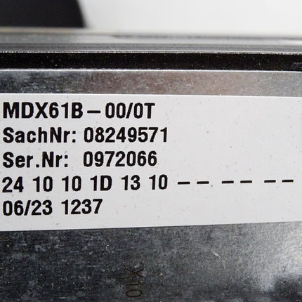 SEW Eurodrive Umrichter 4kW MDX61B0040-5A3-4-00 Steuerkopf MDX61B-00 08243492 MDX60A0040-5A3-4-00 08227209