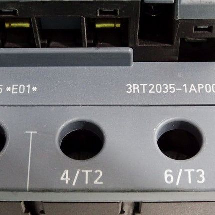 Siemens Leistungsschütz 3RT2035-1AP00 - Halterung fehlt - Maranos.de