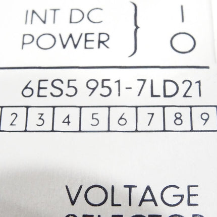 Siemens Stromversorgung 951 6ES5951-7LD21 6ES5 951-7LD21