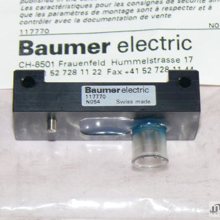 NEU-OVP Baumer N054 /117770 Induktive Näherungsschalter /Adapter zu ASIZ 80A0001