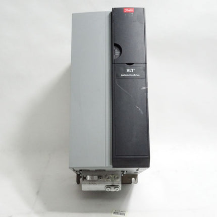 Danfoss VLT Automation Drive 131F8844 FC-302P11KT5E20H1 11kW - Halterung gebrochen