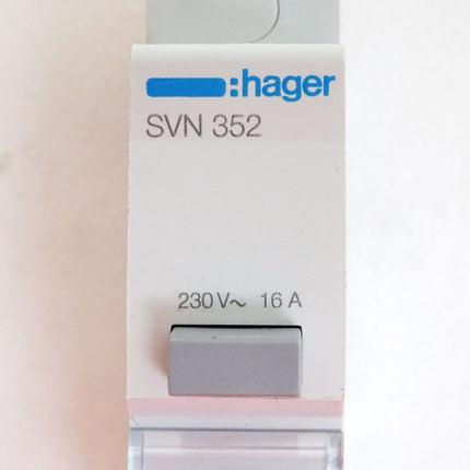 Hager SVN352 230V 16A / Neu