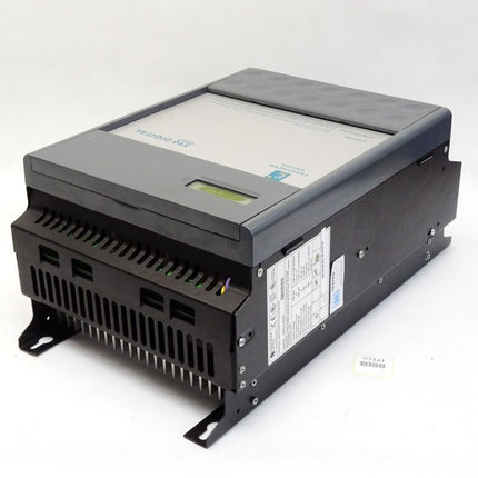 Eurotherm Drives 590 Series Digital 590C/0700/9/3/0/0/0/00/000 / Frequenzumrichter / Neuwertig