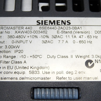 Siemens Micromaster 440 3kW 6SE6440-2AD23-0BA1 mit AOP 6SE6400-0AP00-0AA1