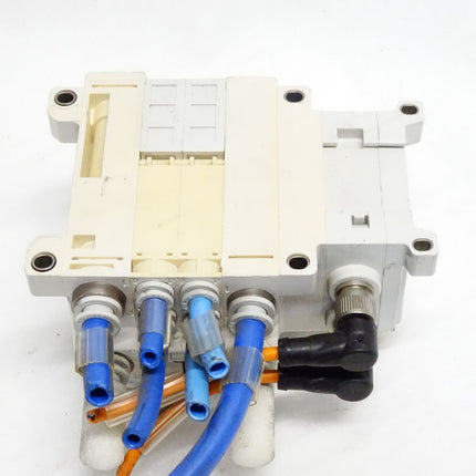 SMC Connector Box VVQ1000W-130A-1 + Valve VQC2A01N-51 + Valve VQC2301N-51