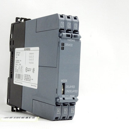 Siemens Safety Relay 3SK1211-2BB40 / Unbenutzt / ohne Abdeckung