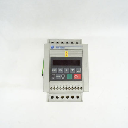 Allen Bradley 160-AA03NSF1 Analog S.F. Frequenzumrichter Ser. C / 0,55kW / 0,75HP