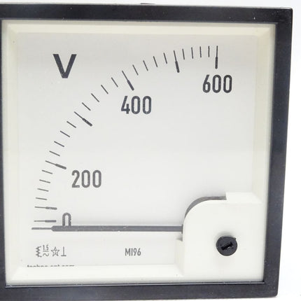 Socomec Voltmeter MI96 600V / Neu OVP