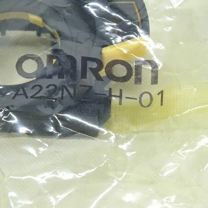 Omron A22NZ-H-01 Montagekragen neu-OVP