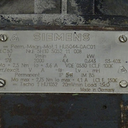 Siemens 1HU5044-0AC01 Permanent Magnet Motor 0,643 KW / 2000 Rpm / 1 HU5044-0AC01